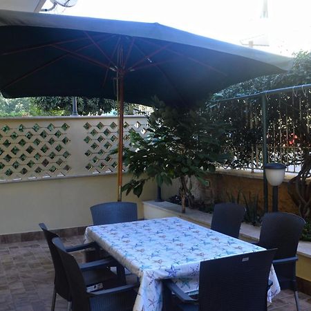 Appartamento In Via Calvi Lido di Ostia Bagian luar foto
